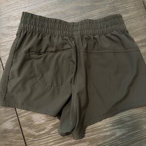 Like new VUORI running shorts